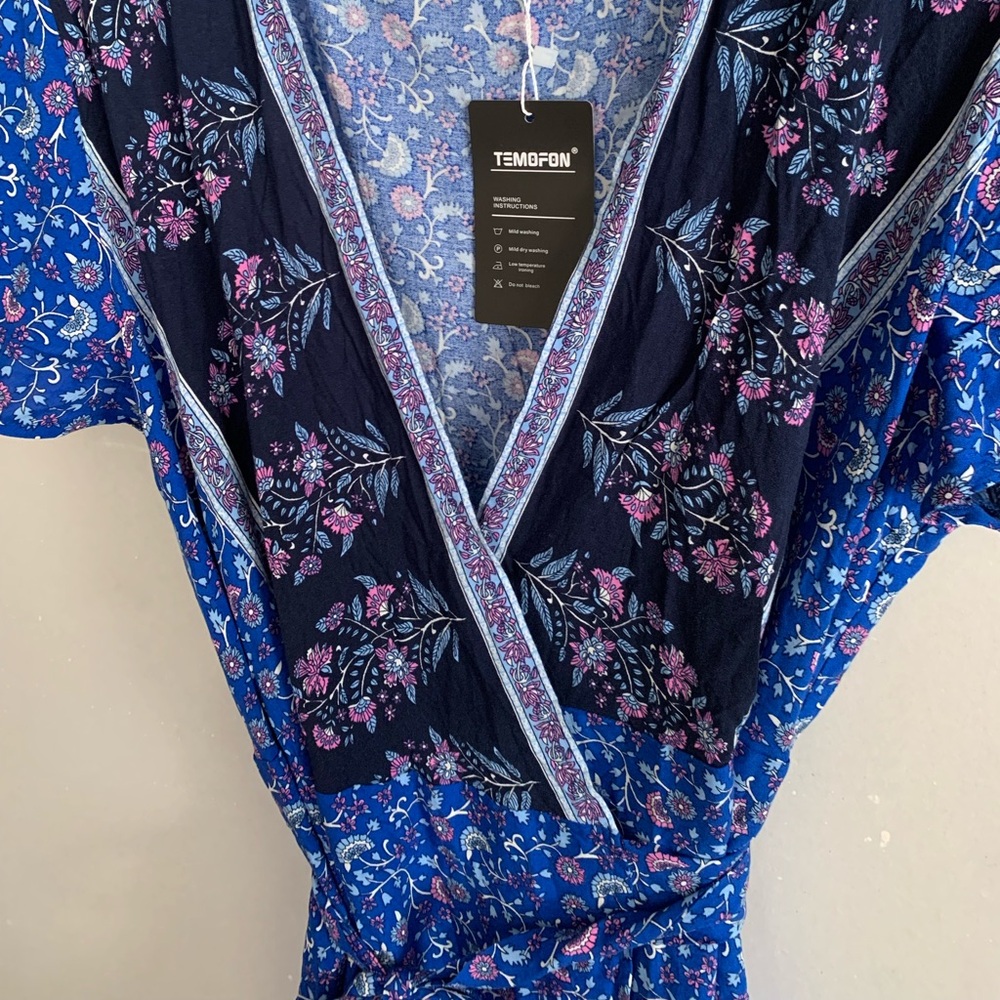 Wrap Midi Dress in Blue Floral - Picture 2 of 2